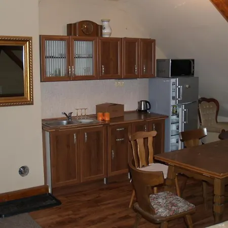 Apartment Gutska Krcma Trinec